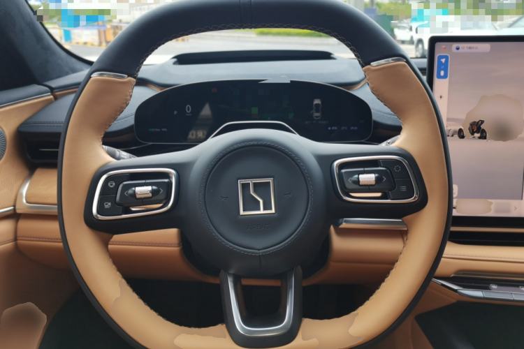 Used Zeekr 001 2026 95° All-Wheel-Drive Max Edition Steering Wheel