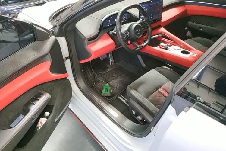 Used Zeekr 001FR 2023 FR Edition 100 kWh Driver Seat