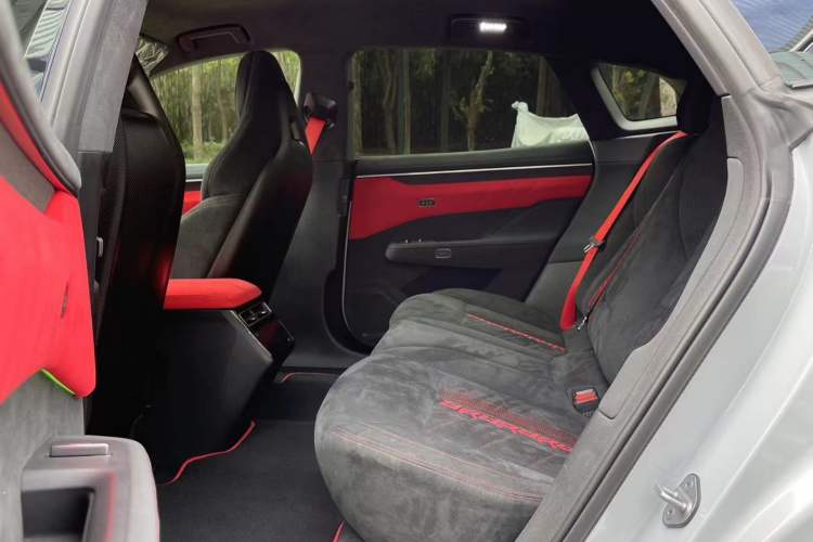 Used Zeekr 001FR 2023 FR Edition 100 kWh Left Rear Seat