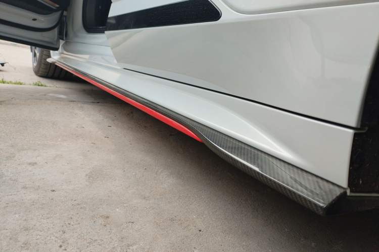 Used Zeekr 001FR 2023 FR Edition 100 kWh Left Side Sill