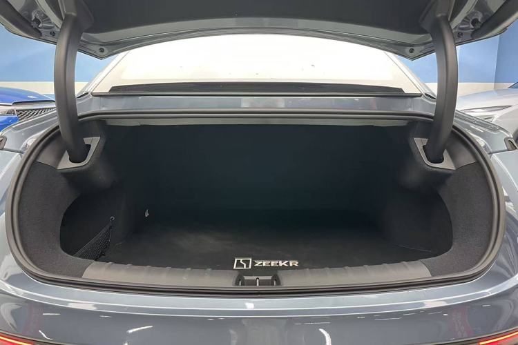 Used Zeekr 007 2024 Rear-Drive Intelligent Driving Version 100 kWh Interior 8