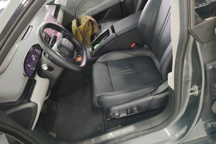 Used Zeekr 007 2024 Rear-Drive Intelligent Driving Version 75 kWh Left Front Seat