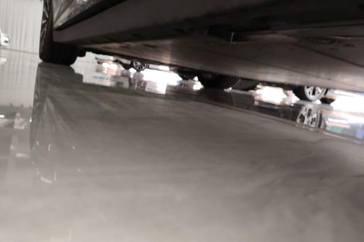 Used Zeekr 007 2024 Rear-Drive Intelligent Driving Version 75 kWh Left Side Sill