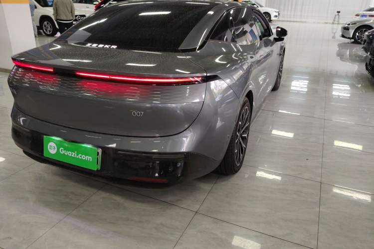 Used Zeekr 007 2024 Rear-Drive Intelligent Driving Version 75 kWh Right Rear Taillight