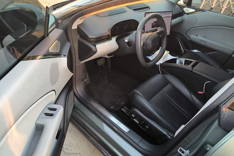 Used Zeekr 007 2025 Rear-Drive Intelligent Driving Version 75 kWh Driver Seat