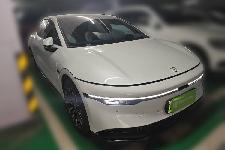 Used Zeekr 007 2024 Rear-Drive Enhanced Version 75 kWh Front Right 45 Deg