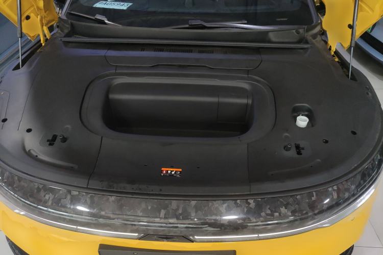 Used Zeekr 007 2024 Four-Wheel-Drive Performance Version 100 kWh Engine Bay