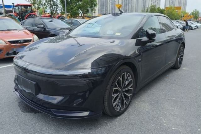 Zeekr 007 2024 Rear-Drive Version 100 kWh с пробегом