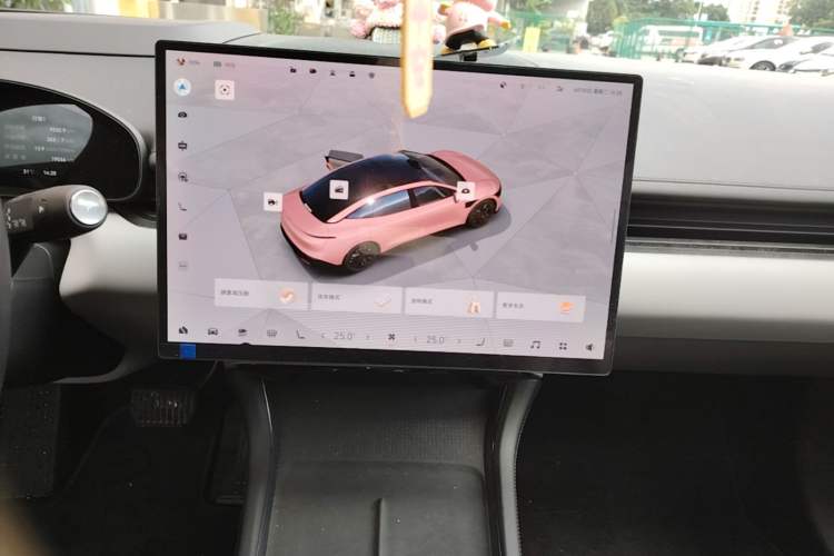 Used Zeekr 007 2024 Rear-Drive Enhanced Version 75 kWh Audio And AC Panel