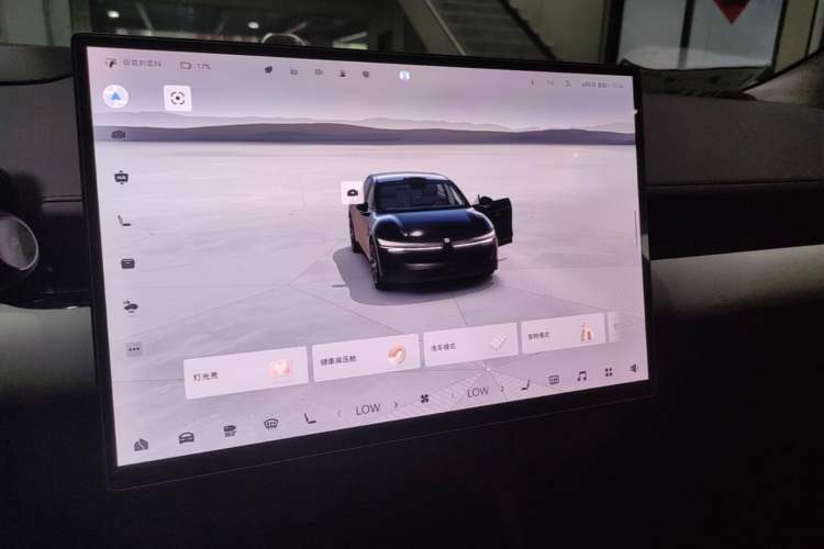 Used Zeekr 007 2024 Four-Wheel Drive Intelligent Driving Version 100 kWh Audio And AC Panel