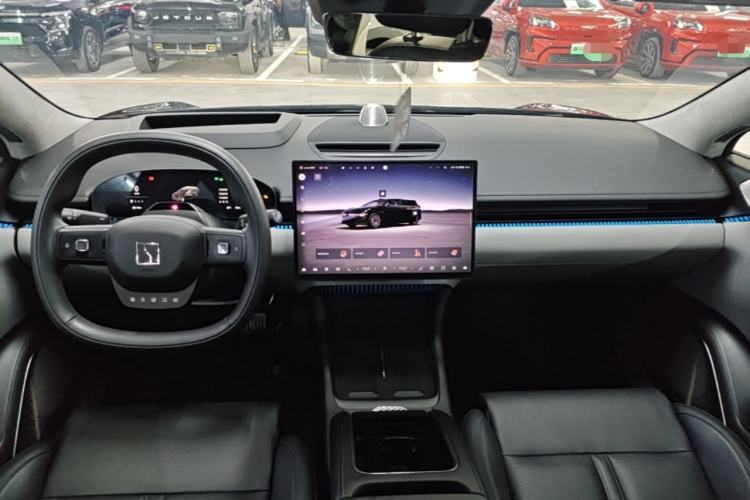 Used Zeekr 007 2024 Rear-Drive Intelligent Driving Version 75 kWh Center Console