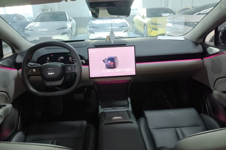 Used Zeekr 007 2024 Rear-Drive Enhanced Version 75 kWh Center Console