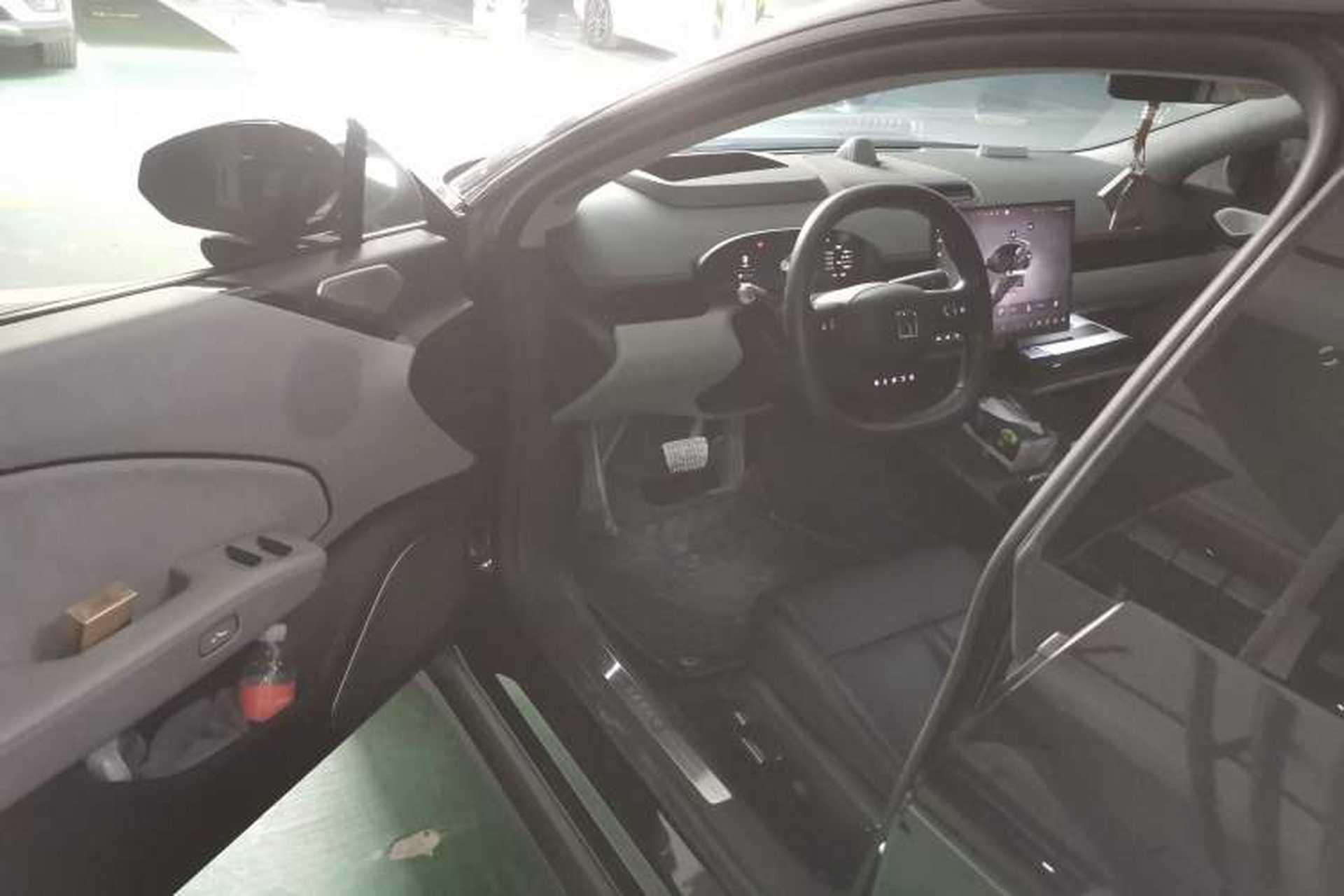 Used Zeekr 007 2024 Rear-Drive Enhanced Version 75 kWh Driver Seat