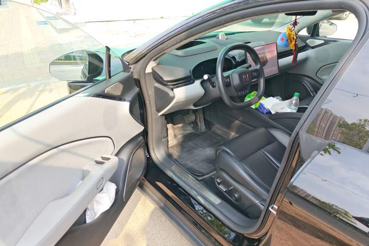 Used Zeekr 007 2024 Rear-Drive Enhanced Version 100 kWh Driver Seat