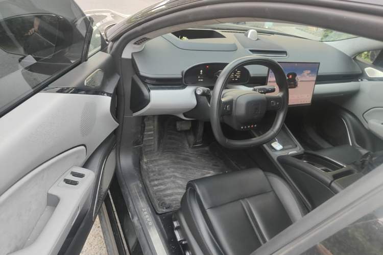 Used Zeekr 007 2024 Rear-Drive Enhanced Version 75 kWh Driver Seat