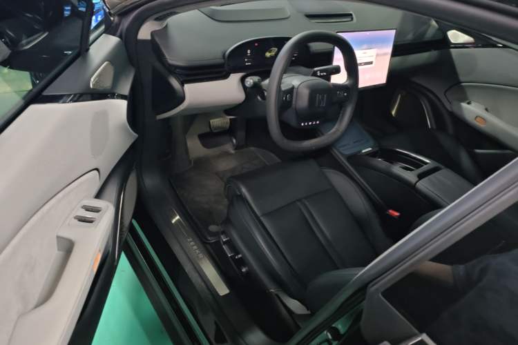 Used Zeekr 007 2024 Rear-Drive Enhanced Version 75 kWh Driver Seat