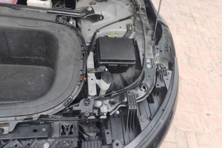 Used Zeekr 007 2024 Rear-Drive Enhanced Version 75 kWh Engine Bay Left