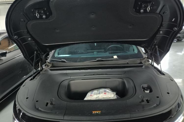 Used Zeekr 007 2024 Rear-Drive Enhanced Version 75 kWh Engine Bay
