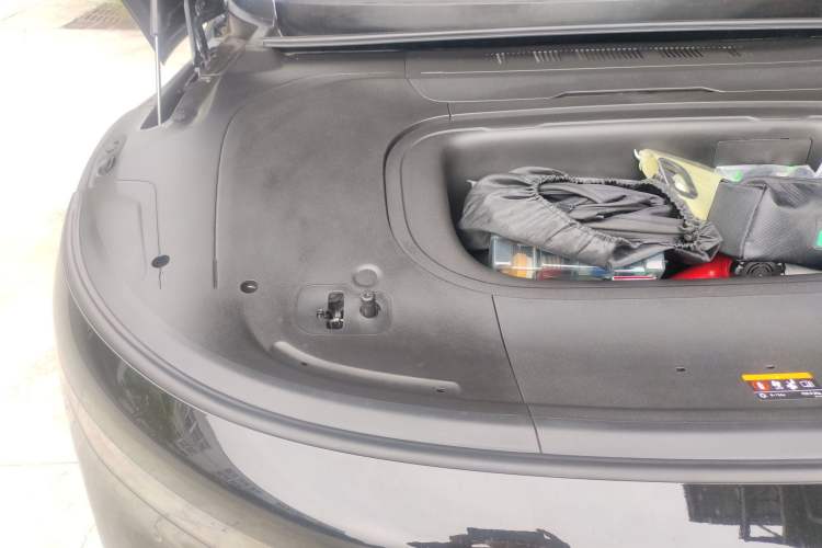 Used Zeekr 007 2024 Rear-Drive Intelligent Driving Version 75 kWh Engine Bay Right