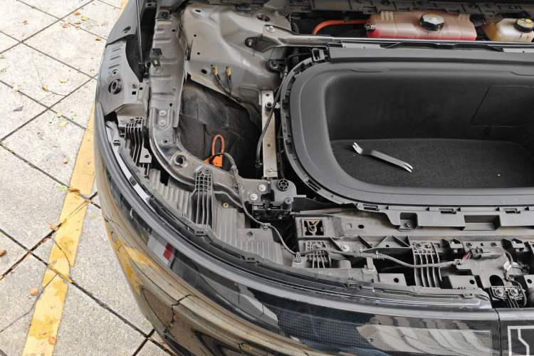 Used Zeekr 007 2024 Rear-Drive Intelligent Driving Version 75 kWh Engine Bay Right