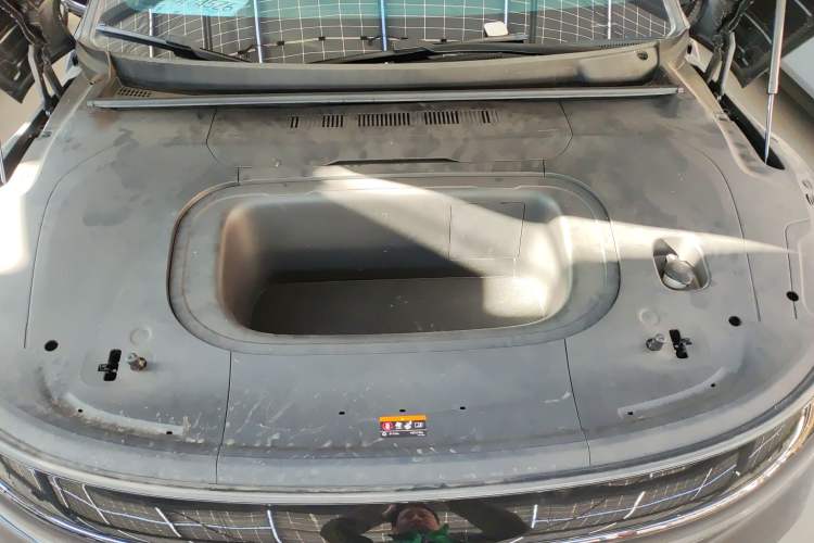 Used Zeekr 007 2024 Rear-Drive Version 75 kWh Engine Bay