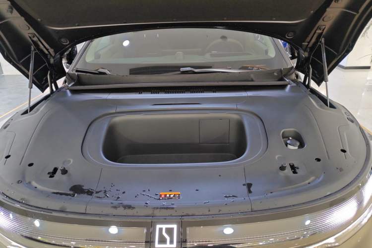 Used Zeekr 007 2024 Rear-Drive Enhanced Version 75 kWh Engine Bay