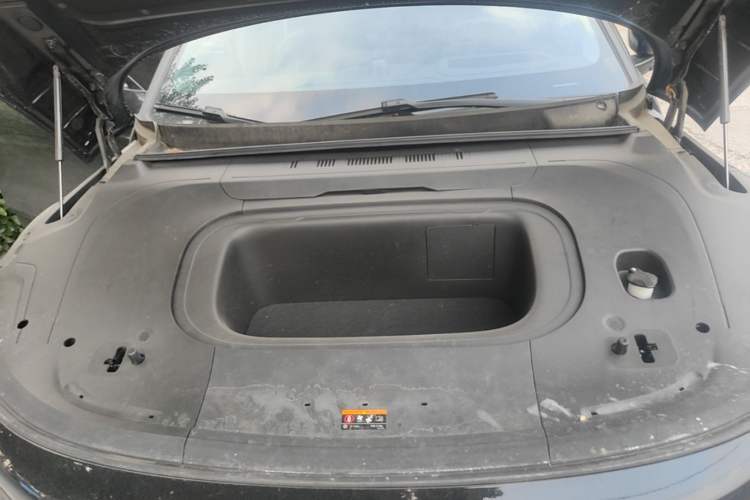 Used Zeekr 007 2024 Rear-Drive Enhanced Version 75 kWh Engine Bay