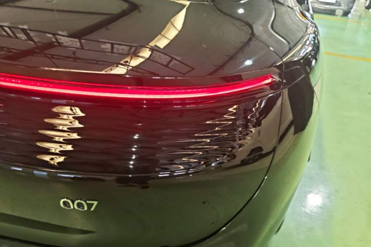 Used Zeekr 007 2024 Rear-Drive Enhanced Version 75 kWh Exterior 3