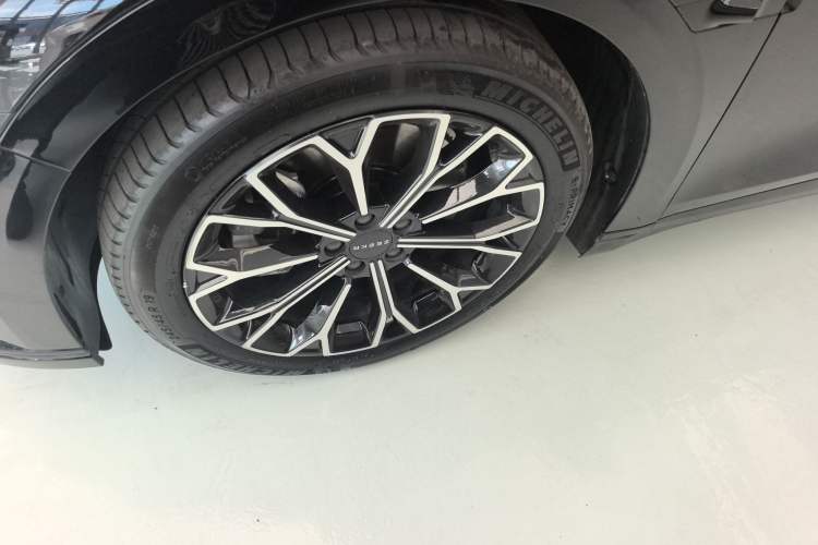 Used Zeekr 007 2024 Rear-Drive Intelligent Driving Version 75 kWh Exterior 4
