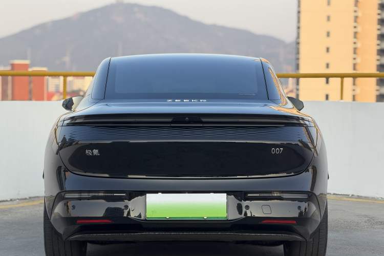 Used Zeekr 007 2024 Rear-Drive Intelligent Driving Version 75 kWh Exterior 5