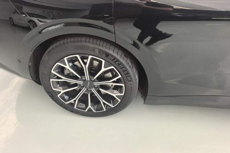 Used Zeekr 007 2024 Rear-Drive Intelligent Driving Version 75 kWh Exterior 5