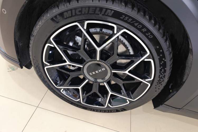 Used Zeekr 007 2024 Rear-Drive Enhanced Version 75 kWh Exterior 7