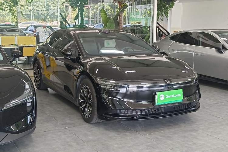 Used Zeekr 007 2024 Four-Wheel Drive Intelligent Driving Version 75 kWh Front Right 45 Deg