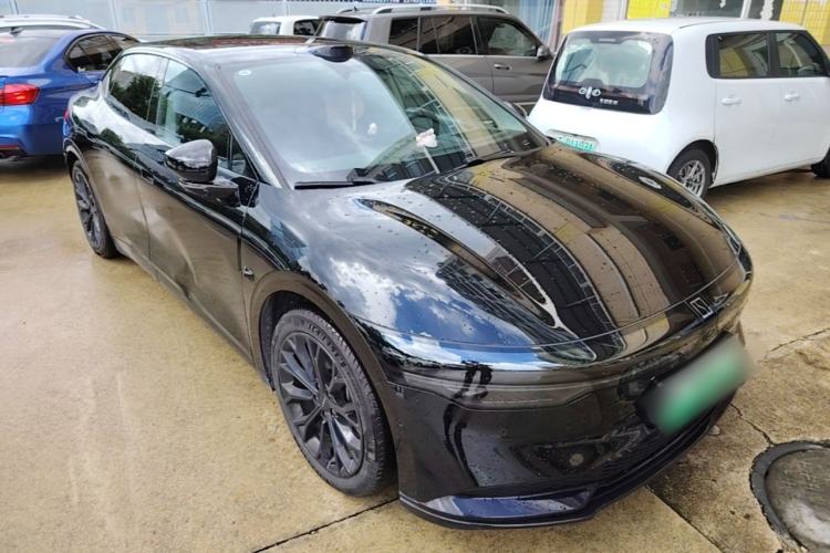 Used Zeekr 007 2024 Rear-Drive Enhanced Version 75 kWh Front Right 45 Deg