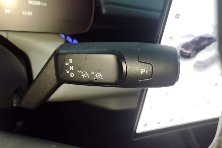 Used Zeekr 007 2024 Rear-Drive Enhanced Version 75 kWh Gear Lever