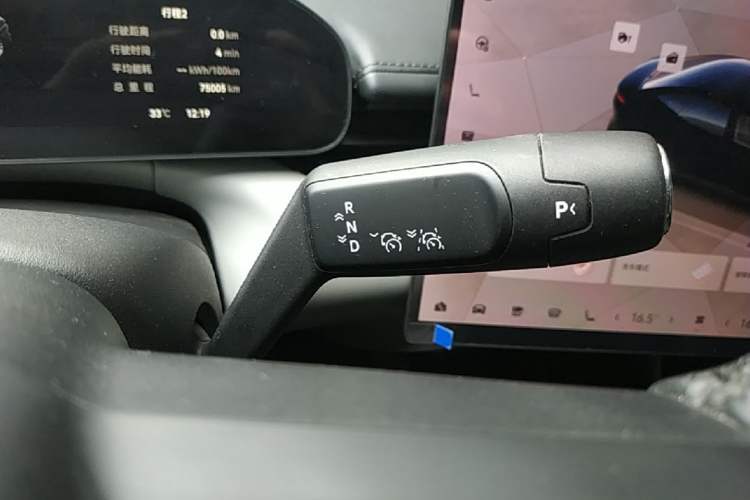 Used Zeekr 007 2024 Rear-Drive Enhanced Version 75 kWh Gear Lever