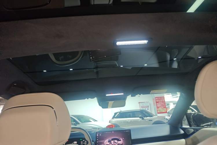 Used Zeekr 007 2024 Rear-Drive Intelligent Driving Version 100 kWh Headliner