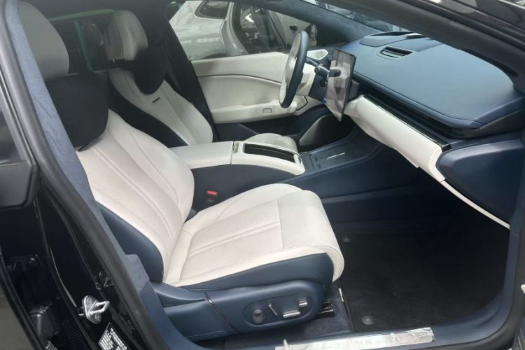 Used Zeekr 007 2024 Rear-Drive Enhanced Version 75 kWh Interior 7