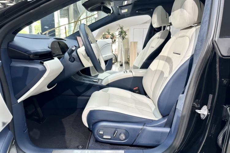 Used Zeekr 007 2024 Rear-Drive Intelligent Driving Version 100 kWh Interior 8