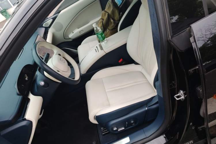 Used Zeekr 007 2024 Rear-Drive Intelligent Driving Version 75 kWh Left Front Seat
