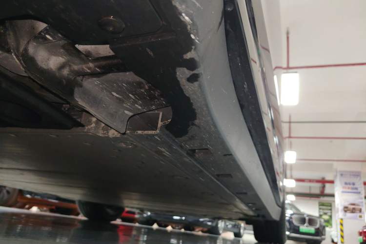 Used Zeekr 007 2024 Four-Wheel Drive Version 75 kWh Left Side Sill