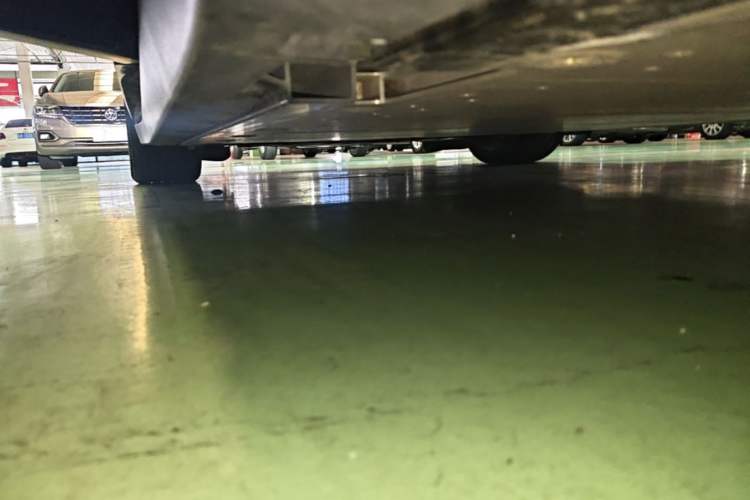 Used Zeekr 007 2024 Rear-Drive Enhanced Version 75 kWh Left Side Sill