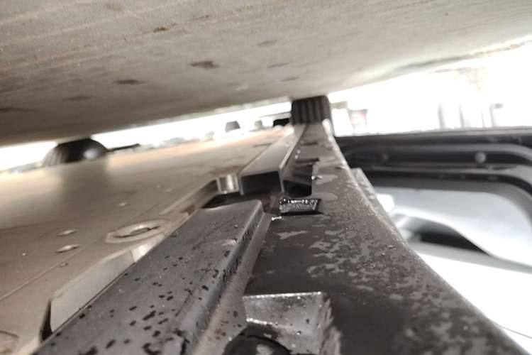 Used Zeekr 007 2024 Rear-Drive Enhanced Version 75 kWh Left Side Sill
