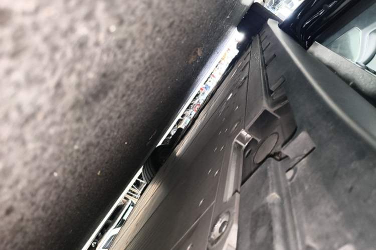 Used Zeekr 007 2024 Four-Wheel Drive Intelligent Driving Version 75 kWh Left Side Sill