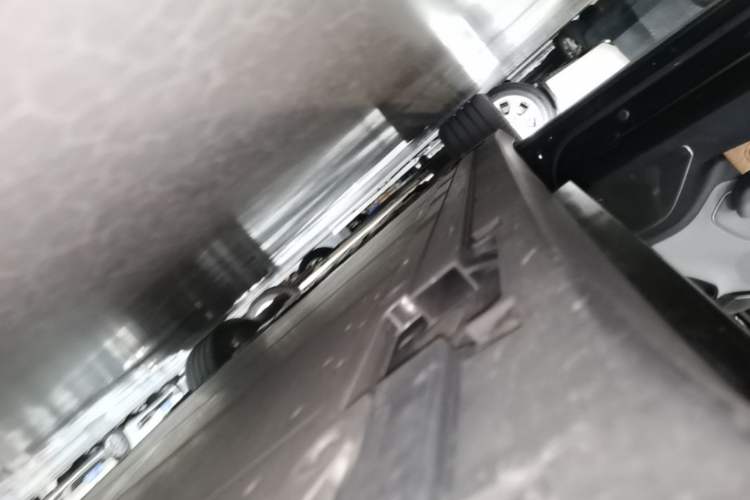 Used Zeekr 007 2024 Four-Wheel Drive Version 75 kWh Left Side Sill