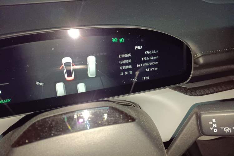 Used Zeekr 007 2024 Rear-Drive Intelligent Driving Version 75 kWh Odometer Close Up