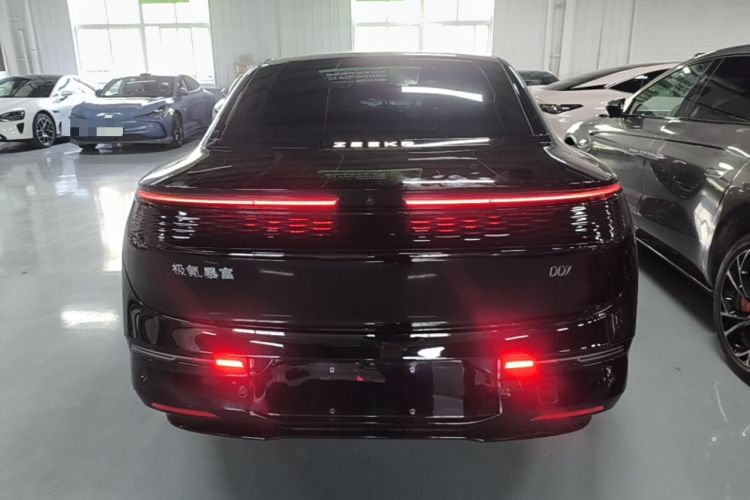 Used Zeekr 007 2024 Rear-Drive Enhanced Version 75 kWh Rear