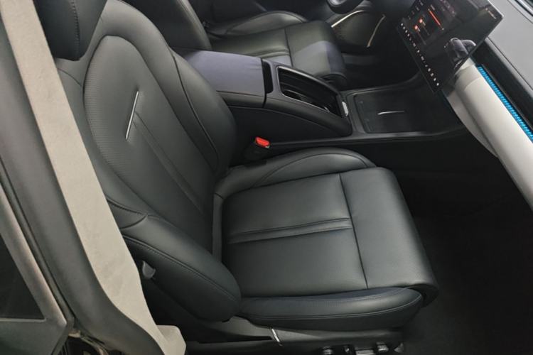 Used Zeekr 007 2024 Rear-Drive Intelligent Driving Version 75 kWh Right Front Seat