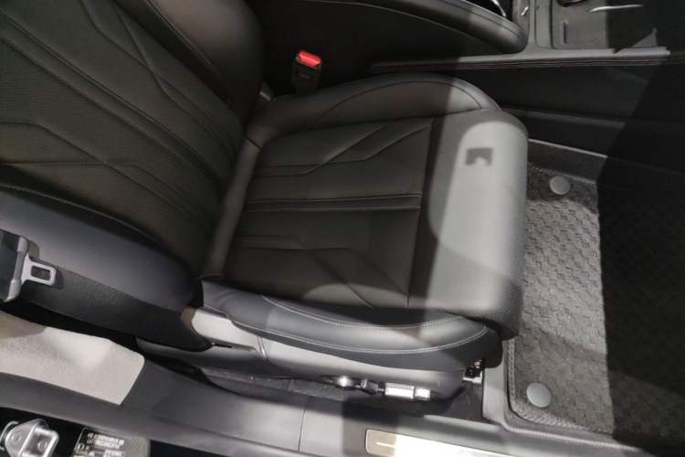Used Zeekr 007 2024 Four-Wheel Drive Intelligent Driving Version 100 kWh Right Front Seat