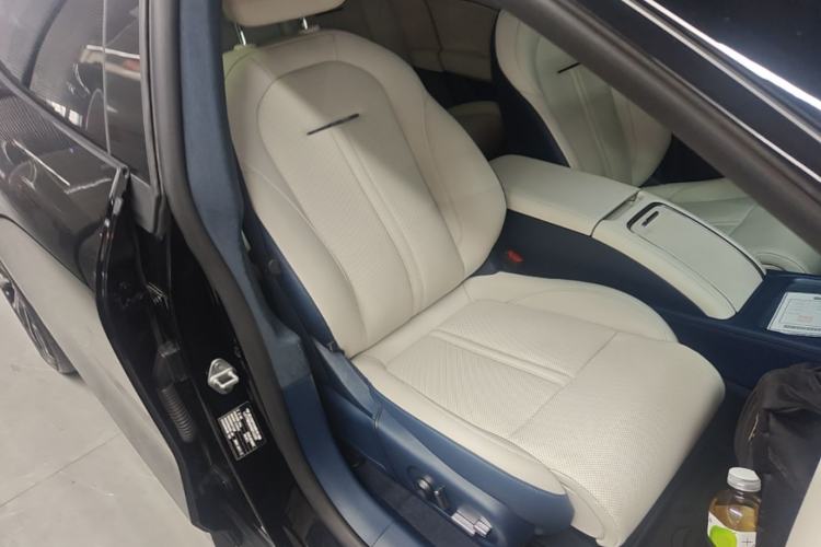 Used Zeekr 007 2024 Rear-Drive Intelligent Driving Version 100 kWh Right Front Seat